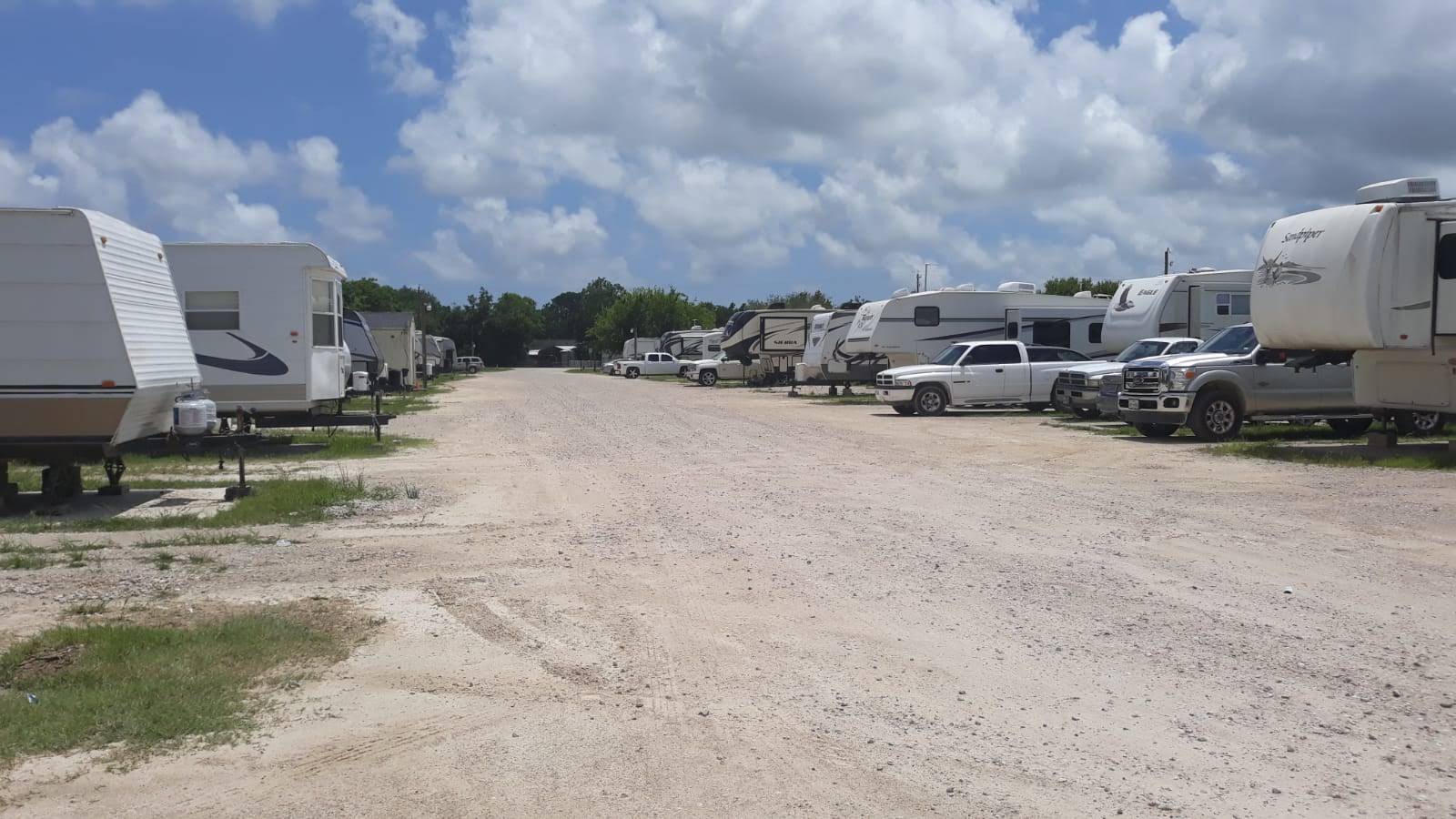 RV park in Clute TX RV park in Brazoria TX RV park in Jones Creek TX